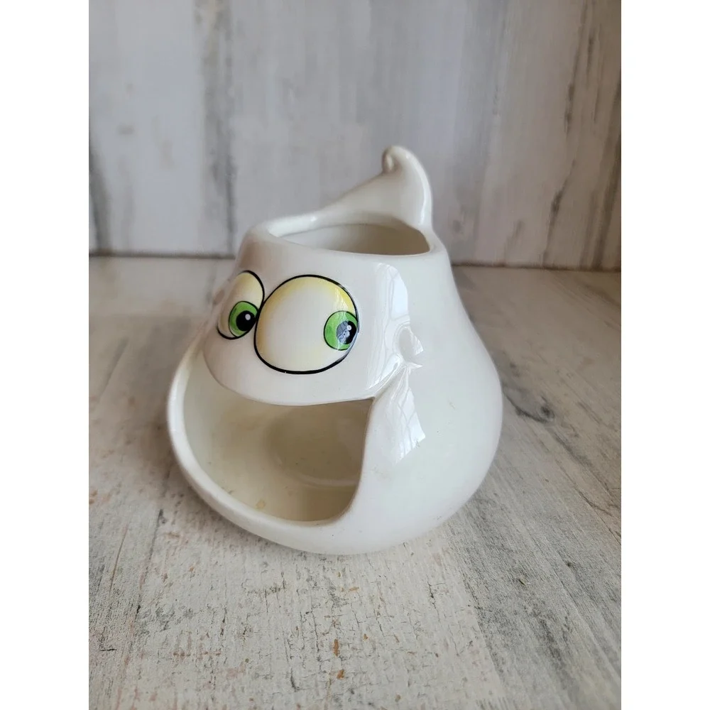 Ceramic Halloween crazy ghost tea light candle holder eyes unique home decor